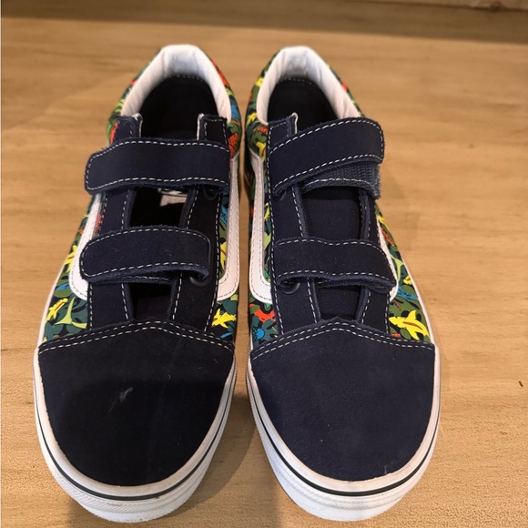 Dinosaur Vans size 6.5 Like New - Picture 4 of 5